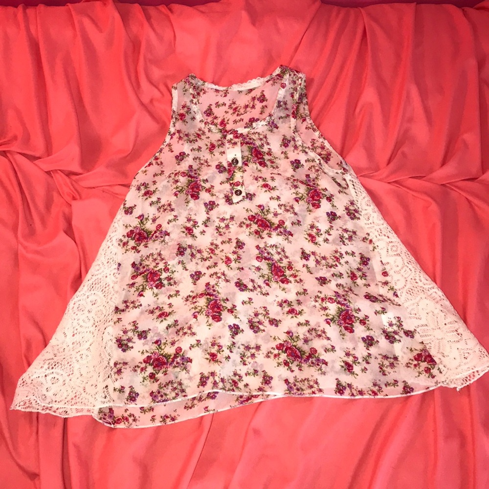 floral tank top.